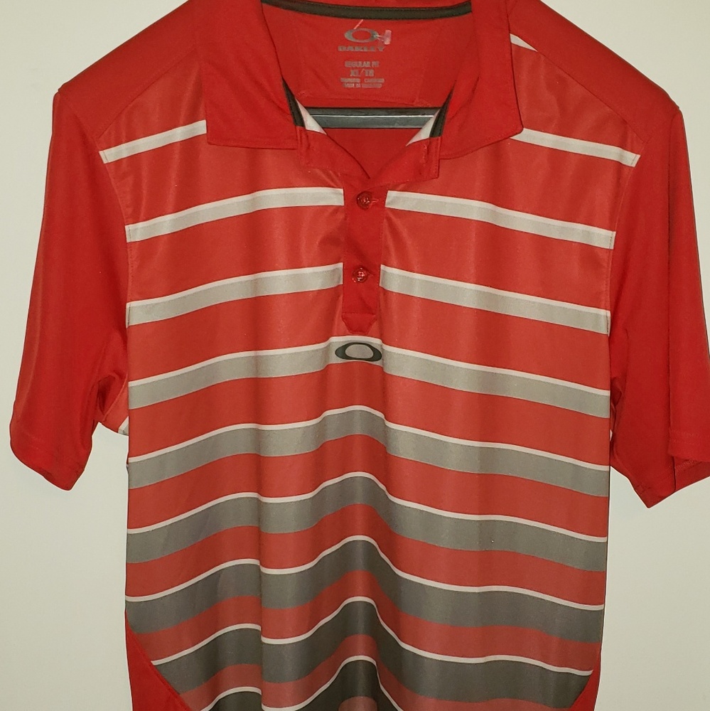 Oakley's Short Sleeve Mens Polo